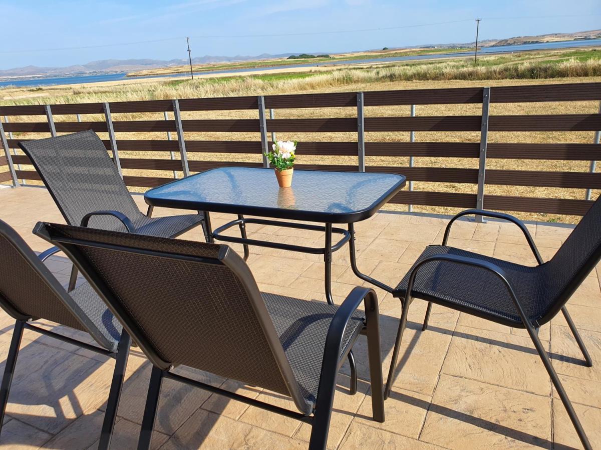 בית נופש Island View Moúdhros